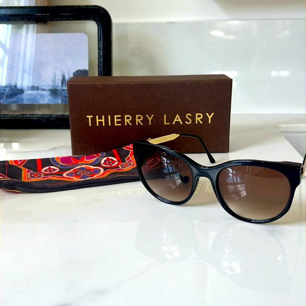 Thierry Lasry AXXXEXXXY 101 Sunglasses